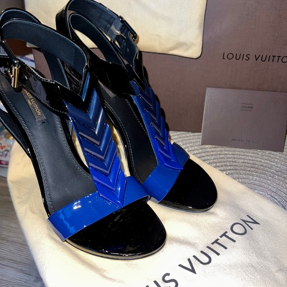 Louis Vuitton Souliers - Picture 1 of 3